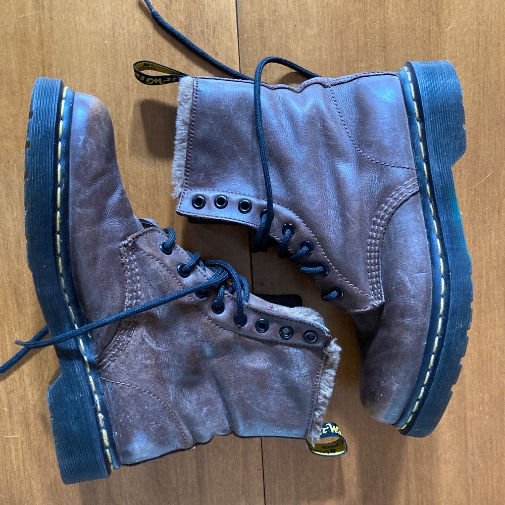 Dr Martens brown boots Serena faux fur lined size 7